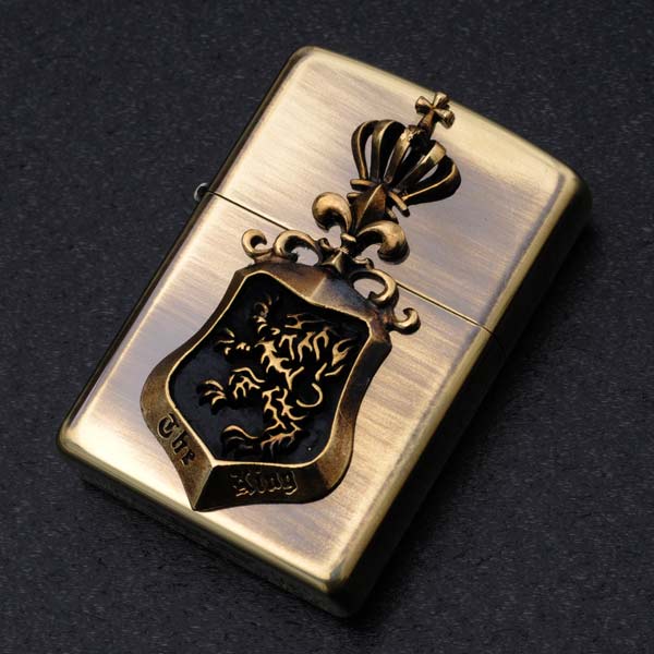 王家の紋章をイメージしたキングエンブレムZIPPO真鍮イブシ | Zippoオンラインショップ